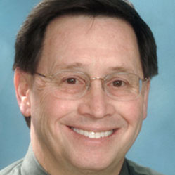 Find out how Modern Restorative Dentistry can transform your smile—browse our patient Richard's testimonial!